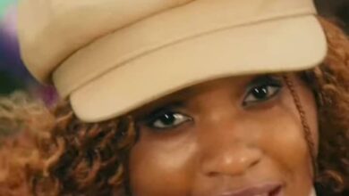 Mshosholoza ft. Marie - January To December Mp3 Download